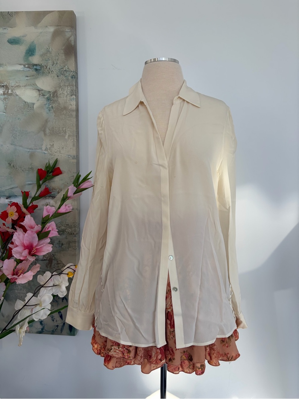 L’Agence Cream Button-Front Long-Sleeve Silk Blouse